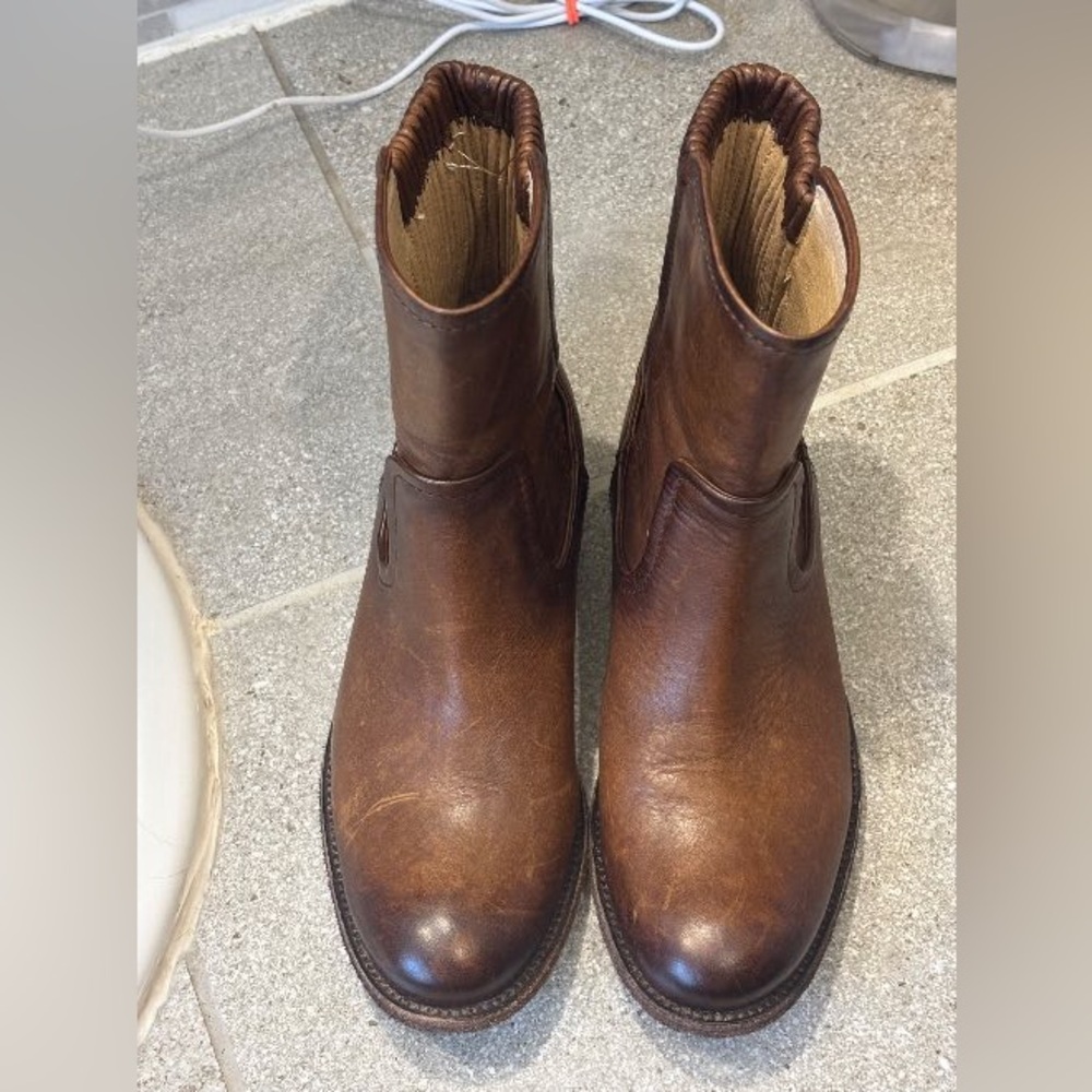 Frye Melissa Scrunch Short Boot Cognac Size 6.5 Retail $368 - Picture 2 of 8